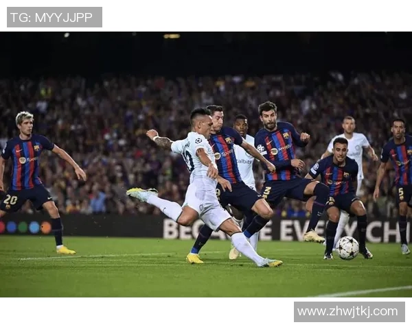 巴萨与瓦罗斯精彩对决集锦回顾球迷不容错过的精彩瞬间 巴萨与瓦罗斯精彩对决集锦回顾球迷不容错过的精彩瞬间