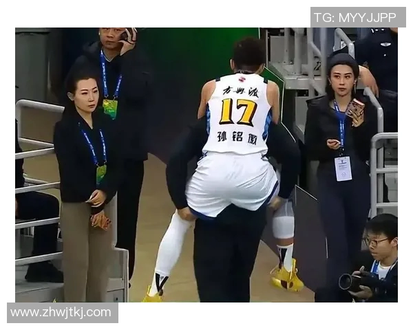 广厦与福建精彩对决比赛录像回顾及精彩瞬间分析