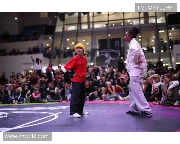 重庆街舞队战术之争引发热议舞者们的风格与策略碰撞解析