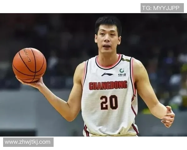 任骏飞领衔新一季篮球赛场表现分析与未来发展潜力探讨